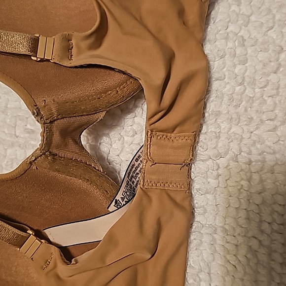 Victoria Secret Bra - Picture 5 of 5